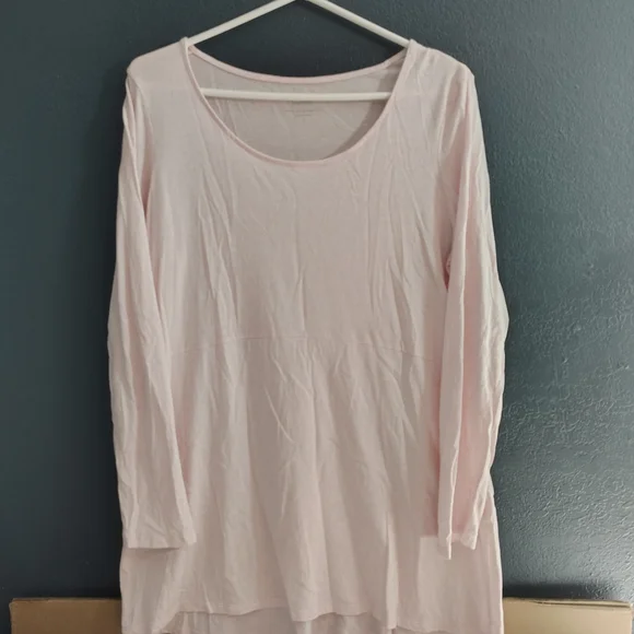 Elegant Light Pink Long Sleeve Top - Picture 2 of 7